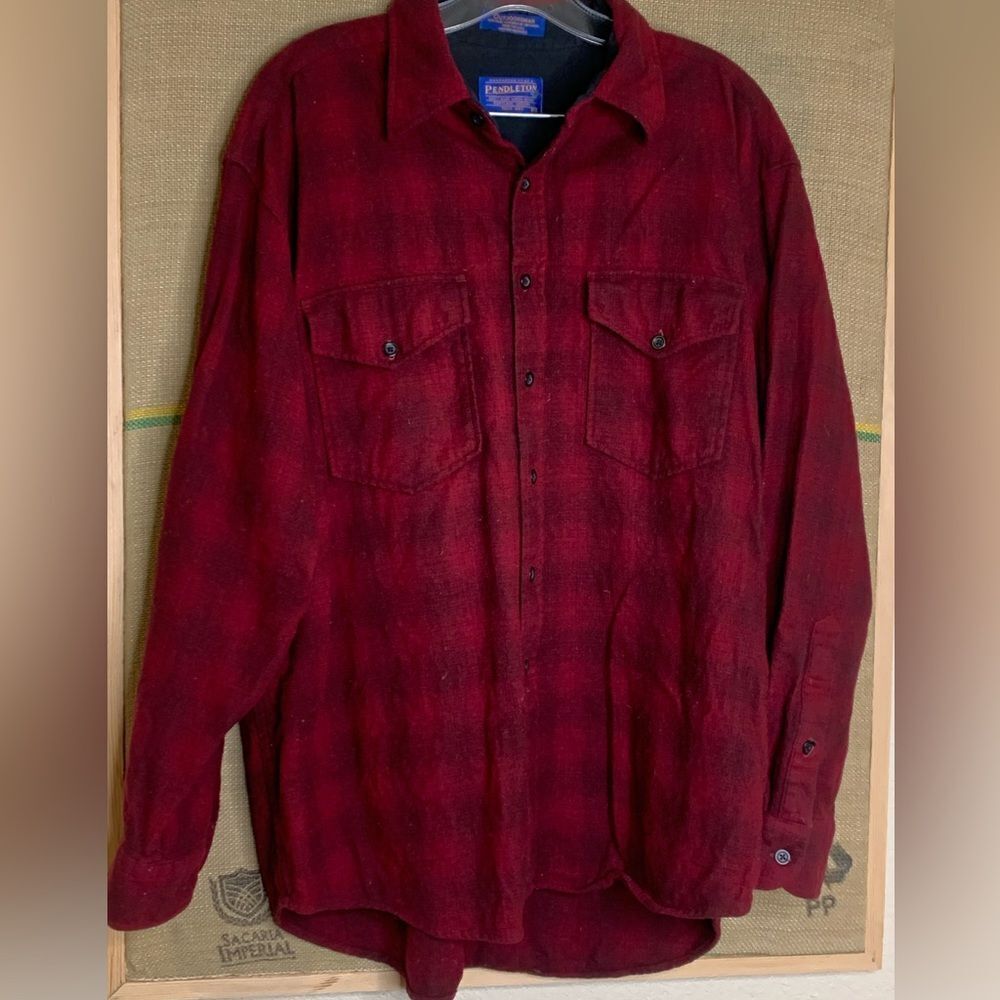 Pendleton, OUTDOORSMAN, vintage, Red/ black Wool Shirt